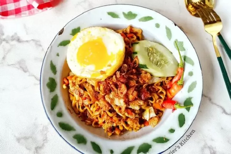 Kulineran di Rangkasbitung: Wajib Coba Mie Uun yang Legendaris