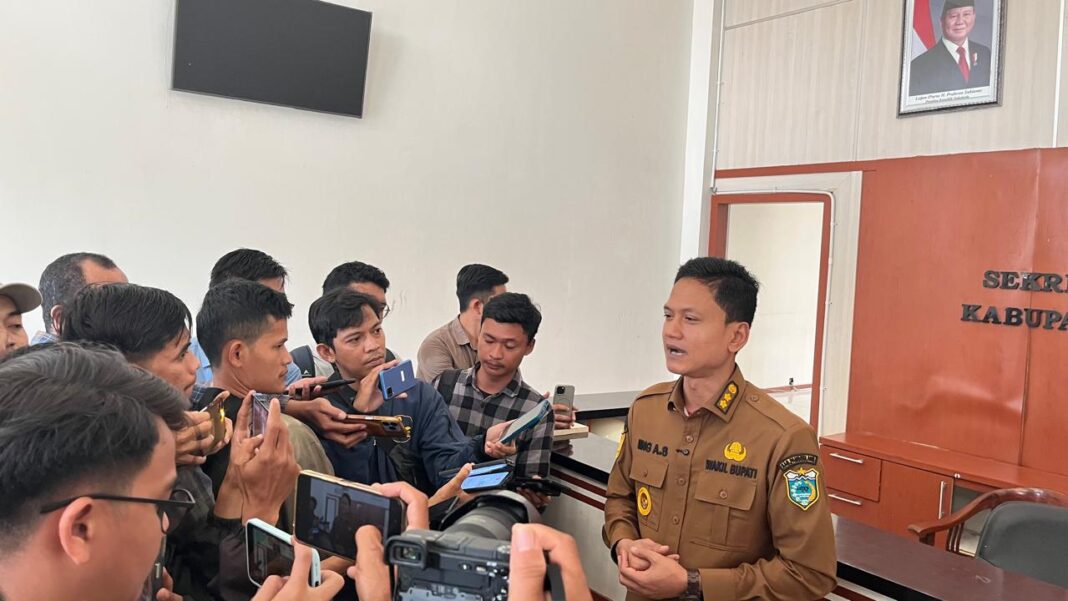 Peresmian Gedung SD-SMPIT Raudhatul Jannah oleh Bupati Ratu Zakiyah
