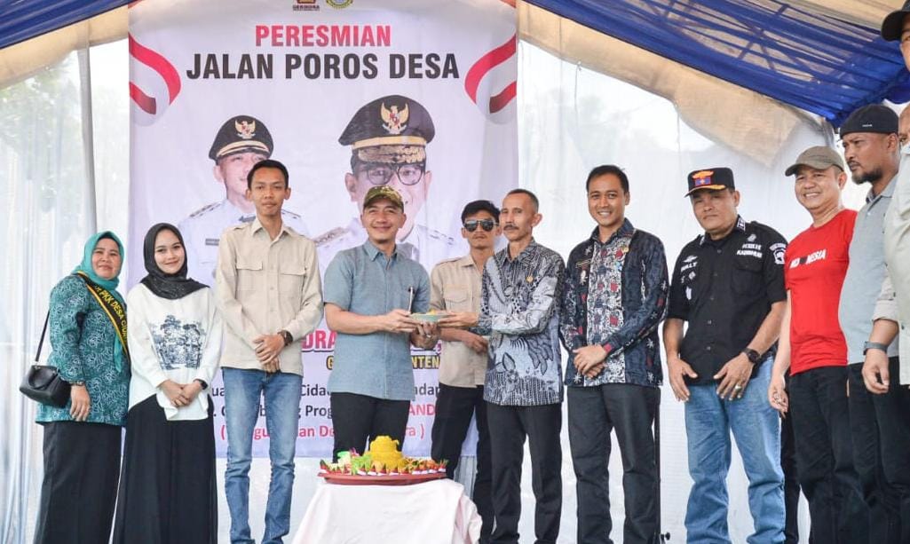 Bupati Lebak Hasbi Jayabaya Ajak Kades Kolaborasi Perbaiki Jalan