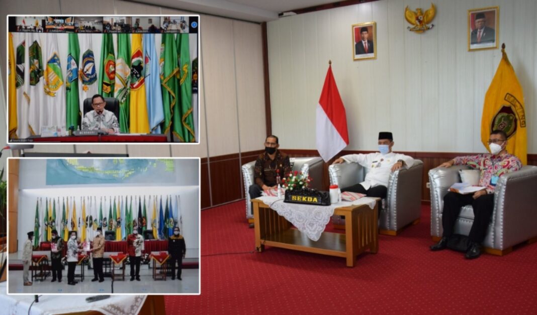 Pejabat Kabupaten Kota Kumpul di Ruangan Sekda Banten