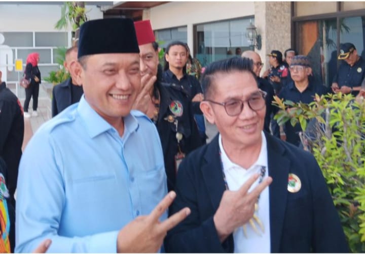 Keane Berang Tak Eksis Pemain MU Kena Kartu Kuning Musuh Man City