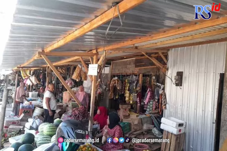 Pemkab Bakal Tertibkan Pedagang Sembako di Pasar Baros