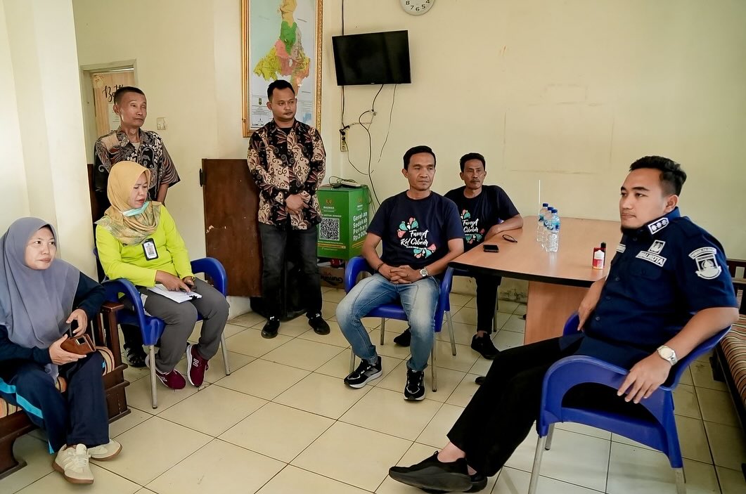 Wali Kota Cilegon Robinsar Sidak ke Kelurahan Cibeber Tak Temui Lurah