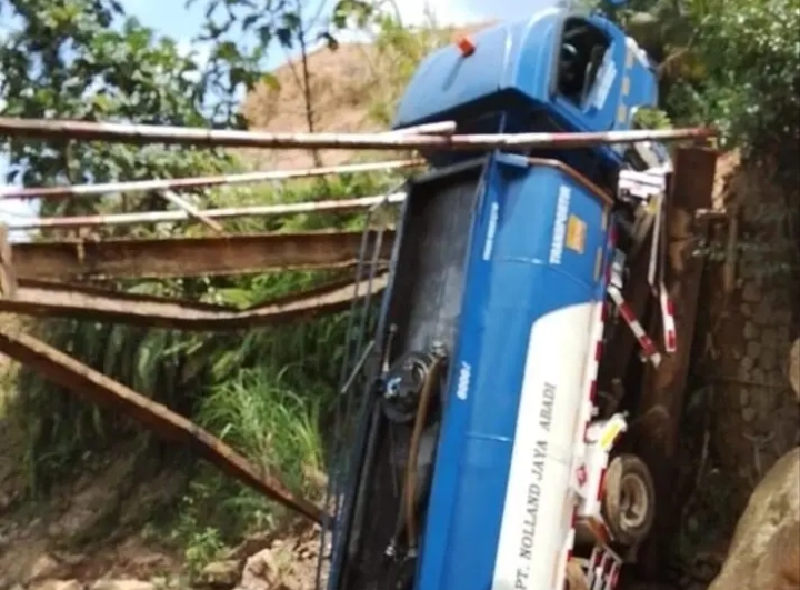 Gubernur Banten Akan Rakor Penanganan Truk Tambang