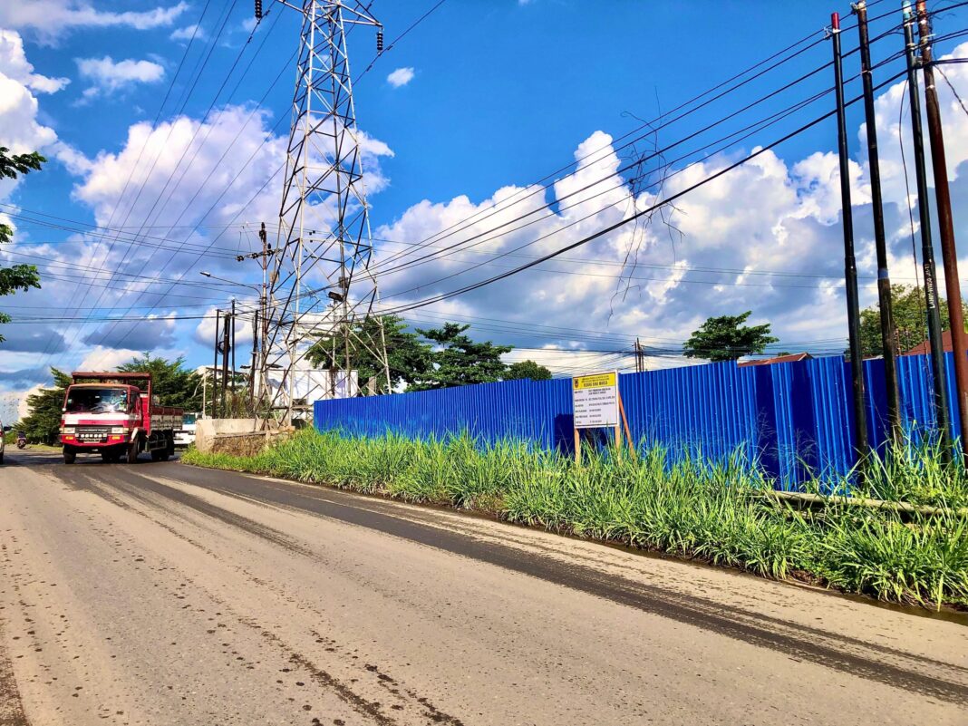 Jembatan Lambat Tak Dibongkar