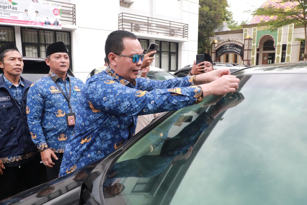 Gubernur Andra Tunjuk Deni Hermawan jadi Plt Kepala BPSDM