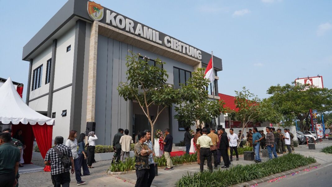 Penyerahan Sertifikat Bangunan Gedung Hijau RS Adhyaksa oleh Pemkab Serang