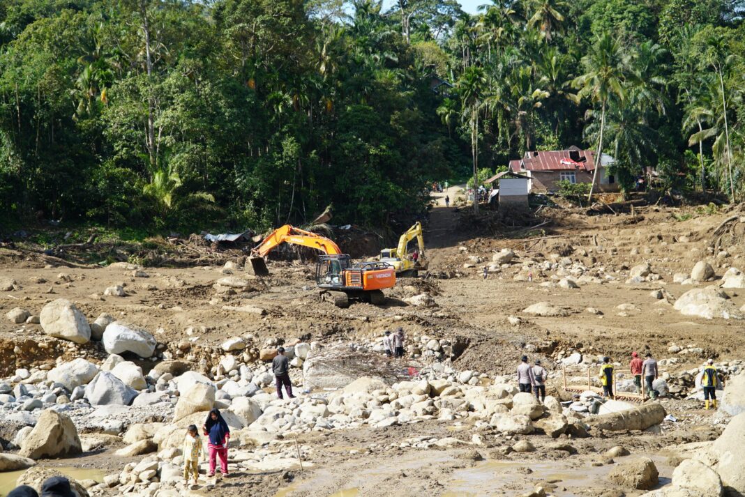 Banjir Rendam 422 Rumah di Pandeglang