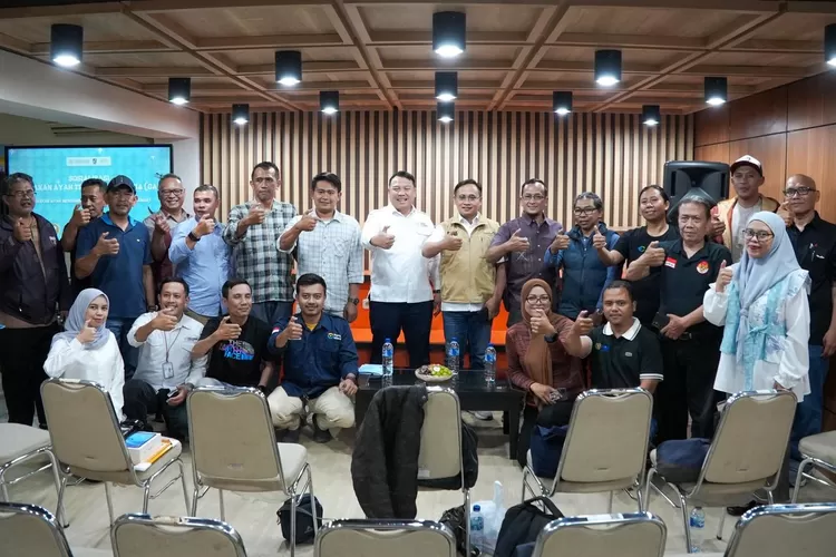 Gerakan Bapak Mengambil Raport Diluncurkan, Begini Isi Edaran dan Dalih BKKBN