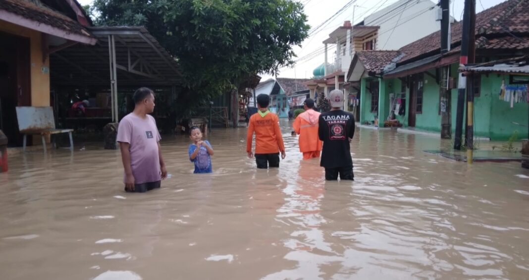 Banjir di Sambirata Cilegon Rendam Permukiman Warga