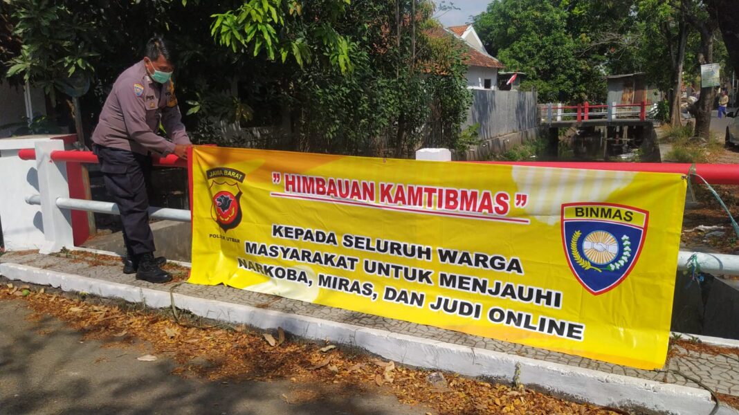 Bhabinkamtibmas Kelurahan Beratan Ingatkan Bahaya Narkoba dan Judi Online