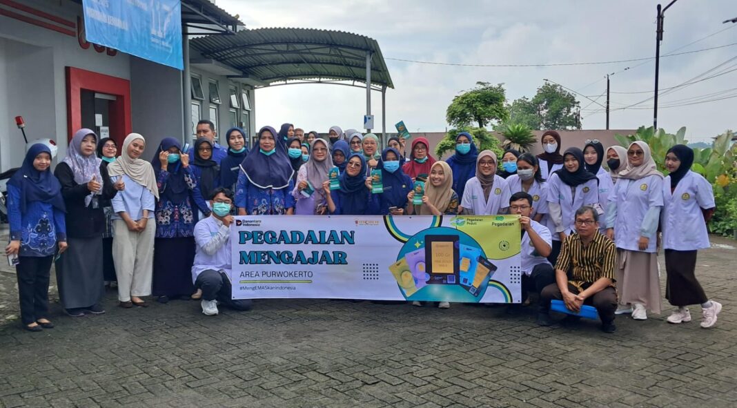 Bijak Kelola Uang: Ratusan Orang Ikuti Edukasi Publik Literasi Keuangan