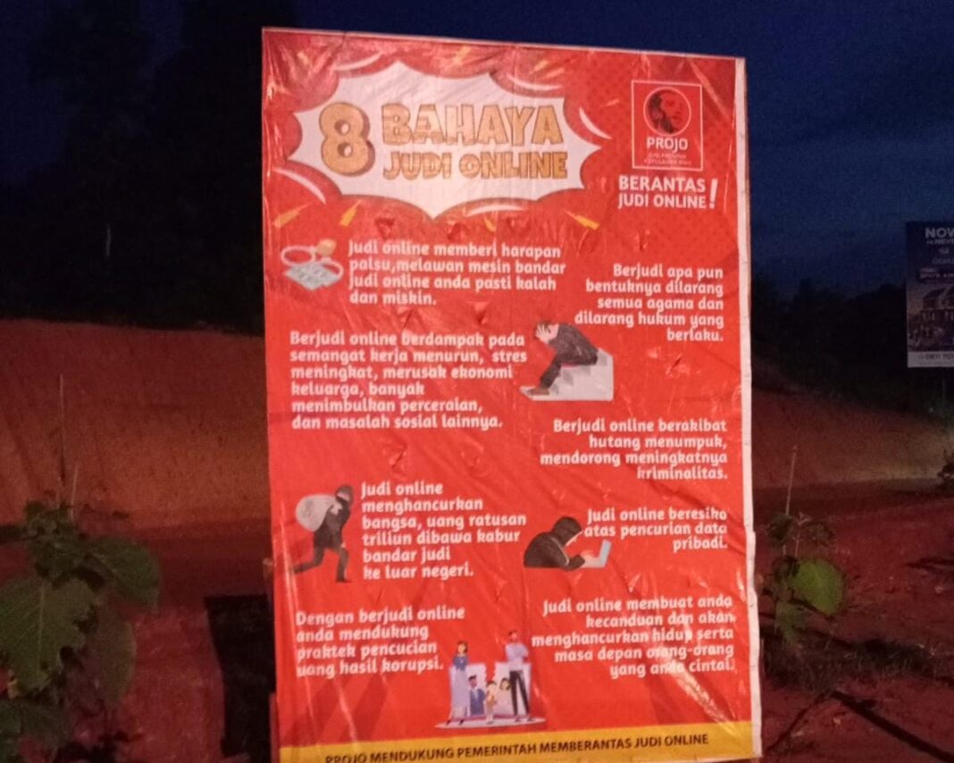 Edukasi Bahaya Judi Online dan Narkoba, Bhabinkamtibmas Banyuning Sambangi Penduduk