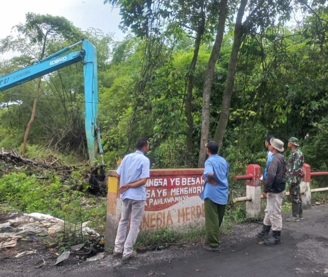 Normalisasi Sungai Cikambuy di Kecamatan Kibin