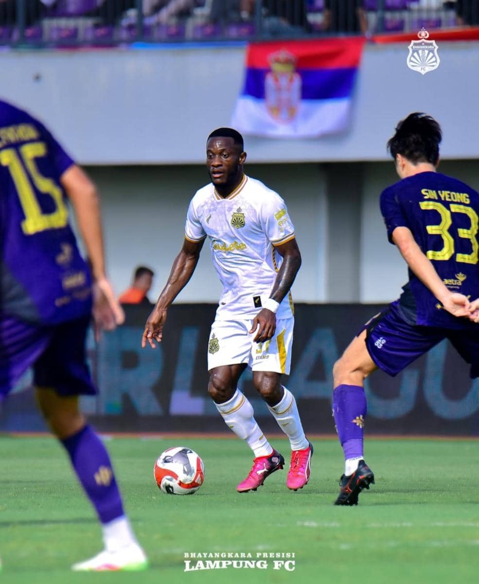 Persebaya Surabaya takluk 1-2 dari Bhayangkara