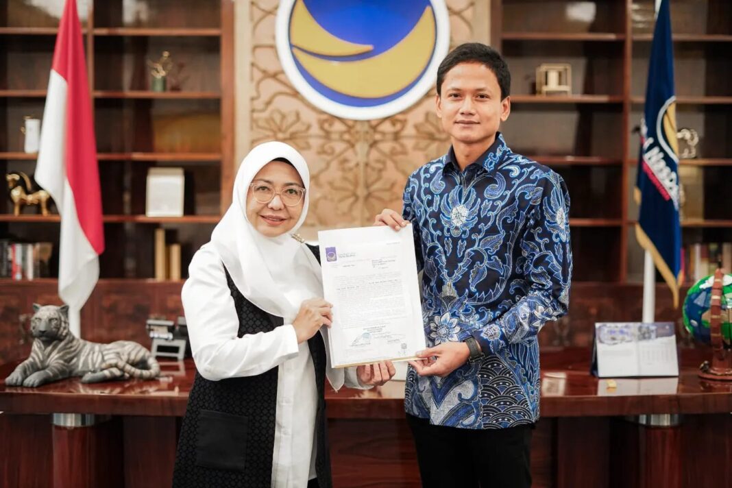 Satu Tahun Dewi-Iing